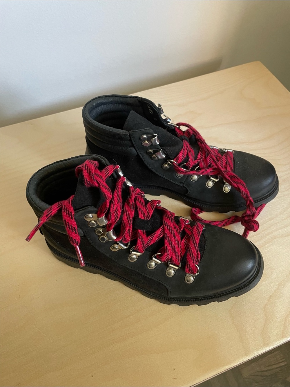 Sorel Ainsley Conquest Black Hiking Boots - Waterproof Suede Leather